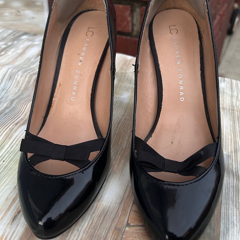 LC Lauren Conrad Patent Leather Black Heels